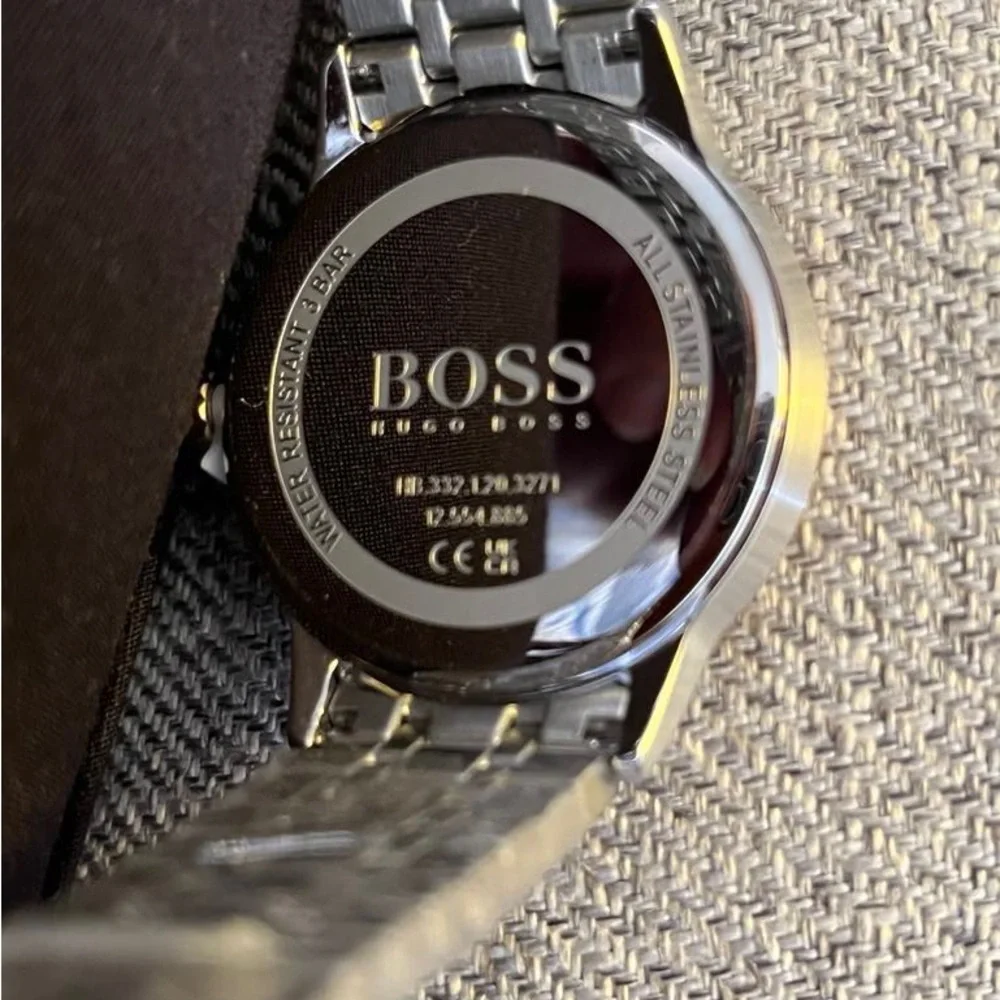 Boss watch for men never worn with its box and cover. Stainless - Picture 4 of 10